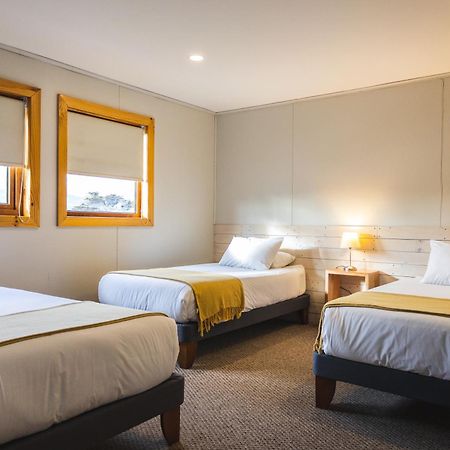 Hotel Fio Fio Puerto Williams Esterno foto