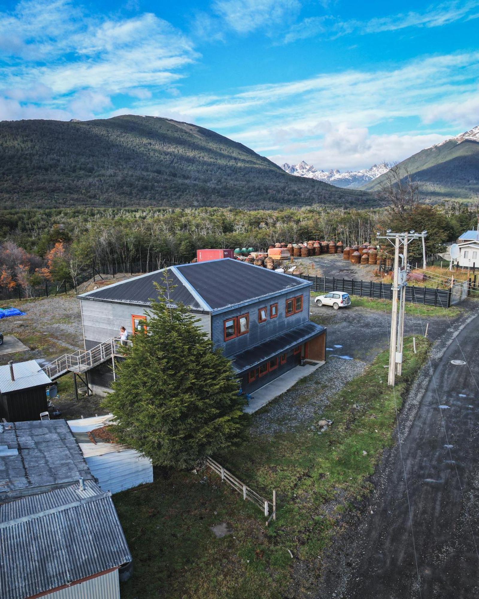 Hotel Fio Fio Puerto Williams Esterno foto